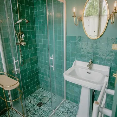 Domaine Du Chateau 4* Hondainville