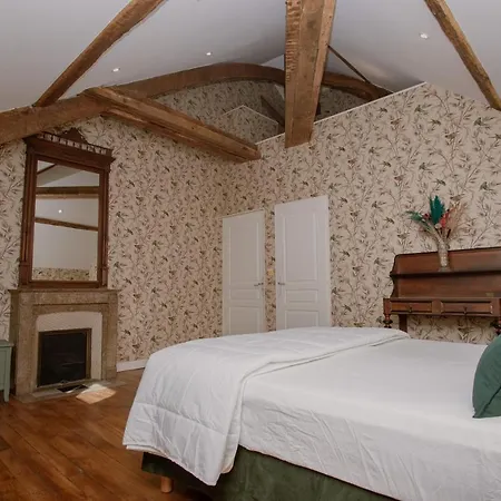 Domaine Du Chateau Bed and breakfast