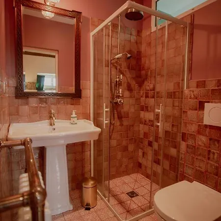 Domaine Du Chateau 4*