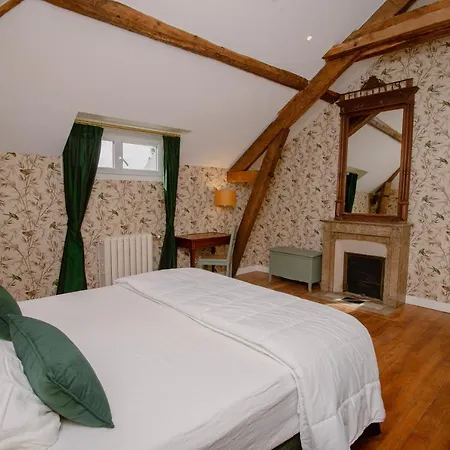 Domaine Du Chateau Bed and breakfast