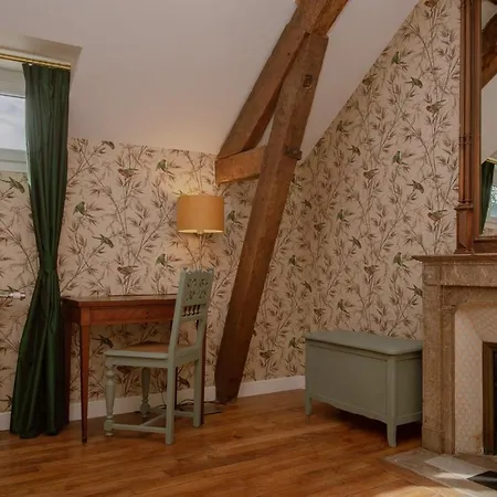 住宿加早餐酒店 Domaine Du Chateau Hondainville