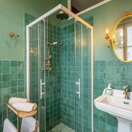 Domaine Du Chateau 住宿加早餐酒店