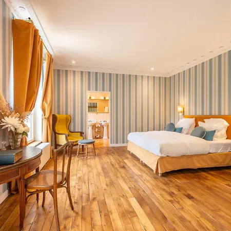 Bed and breakfast Domaine Du Chateau Hondainville