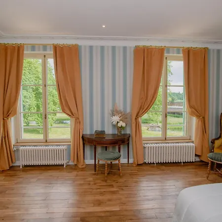 Domaine Du Chateau 住宿加早餐酒店 4*