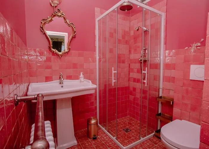 Domaine Du Chateau Bed & Breakfast