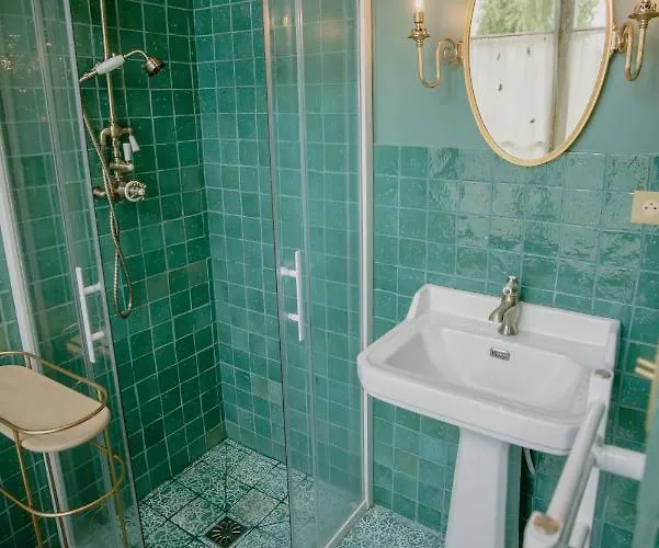 Domaine Du Chateau 4* Hondainville